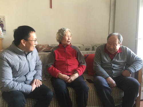 老教师1_副本.jpg